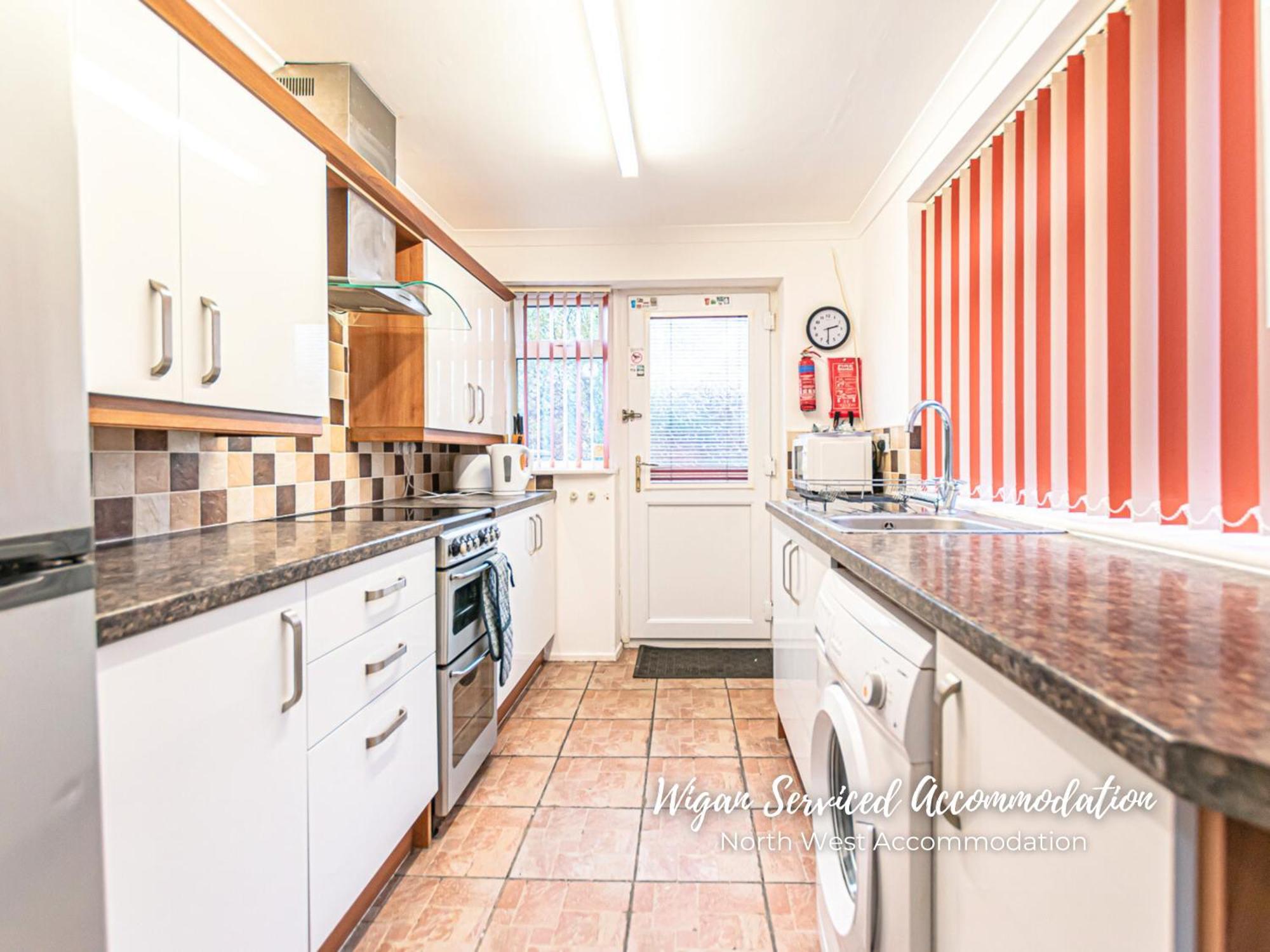 Wigan Serviced Accommodation Extérieur photo