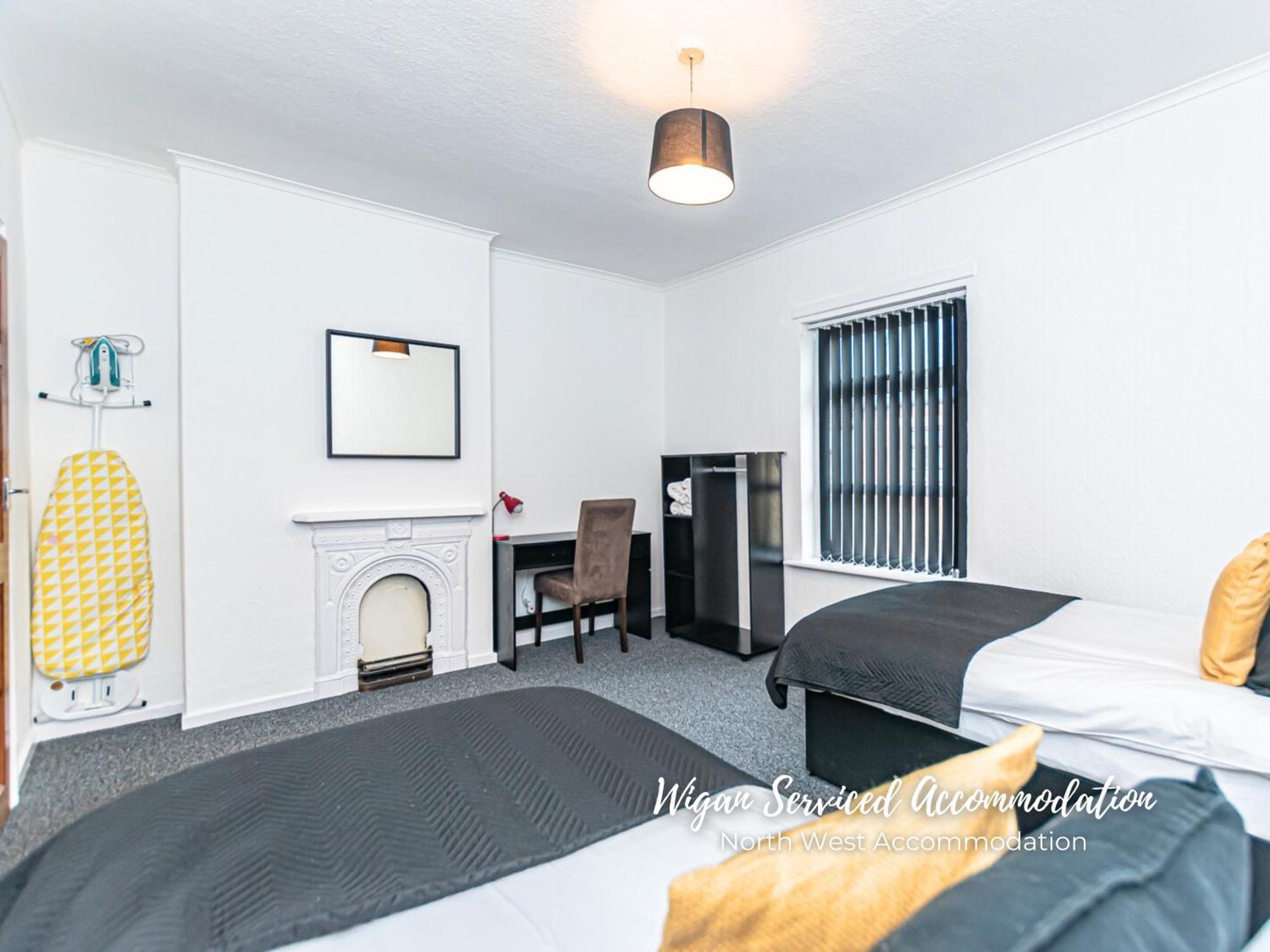 Wigan Serviced Accommodation Extérieur photo